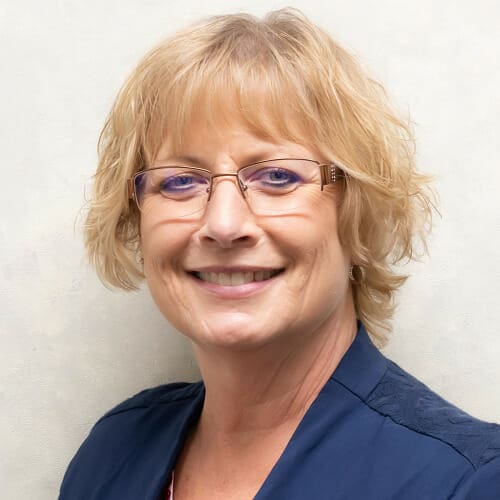 Shelly Zachary National Van Lines Director of Agency Services
